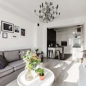 Apartament Plac Zbawiciela