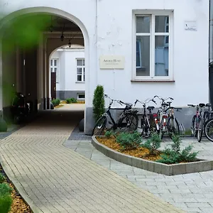Hostel Constitution Square, Warschau